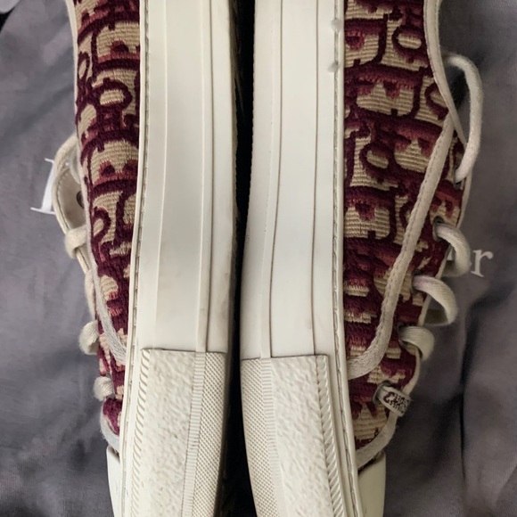 Authentic Christian Dior sneakers in leather inside and burgundy color, - Picture 6 of 6